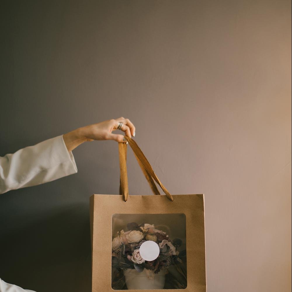 Die-Cut Handle Paper Bags