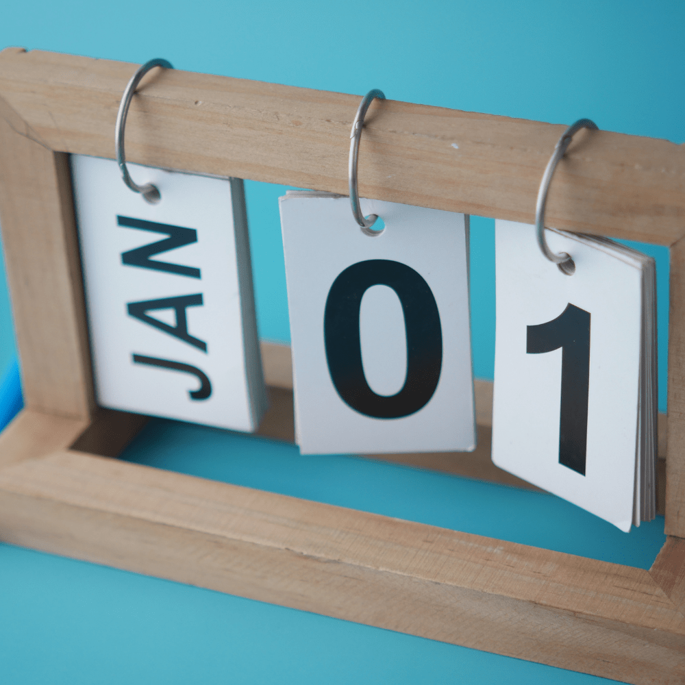 Wooden paper hanging calendar